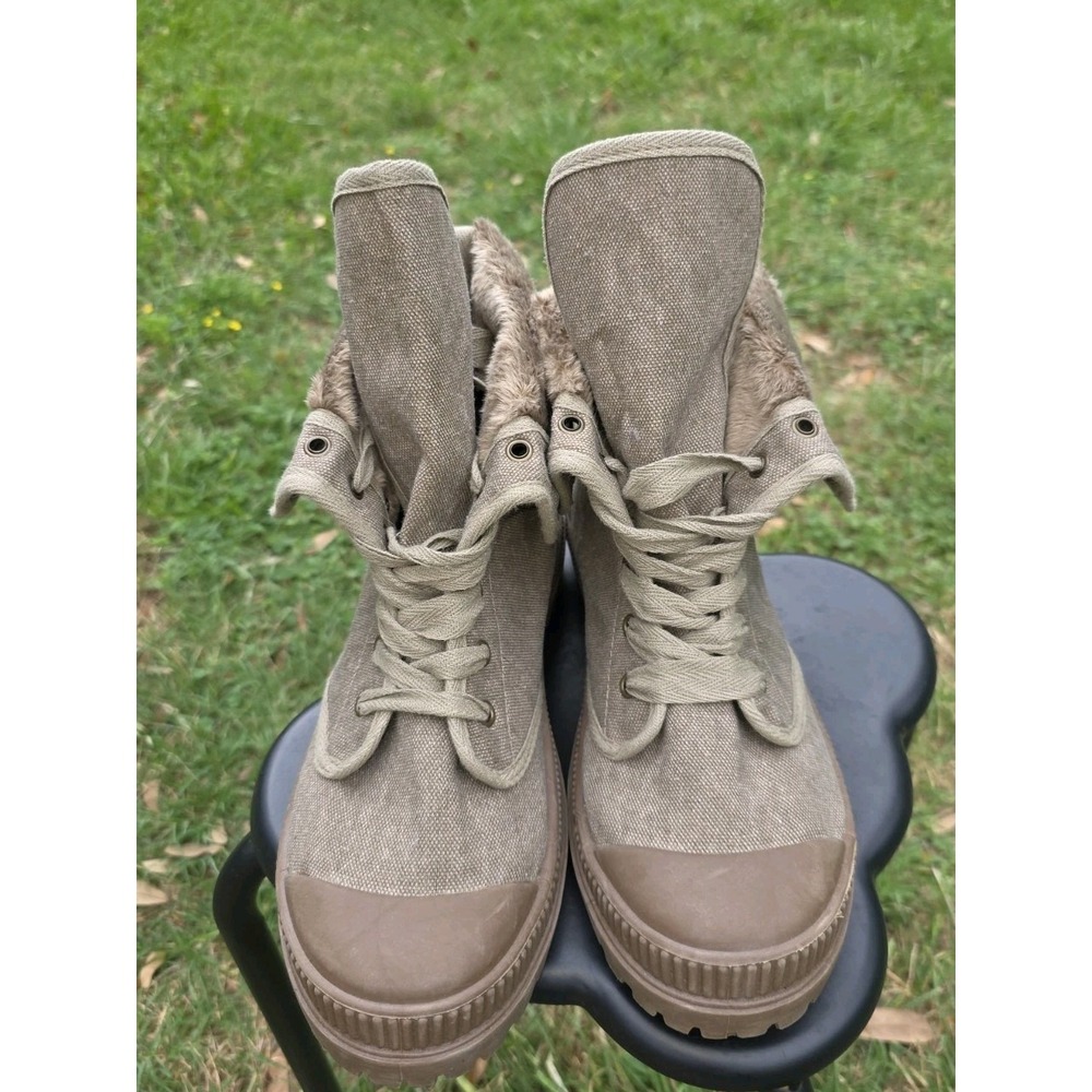 VeryG  Women In Charge Ankle Boots Fur Cuffs Olive Rubber Soles  Size 11